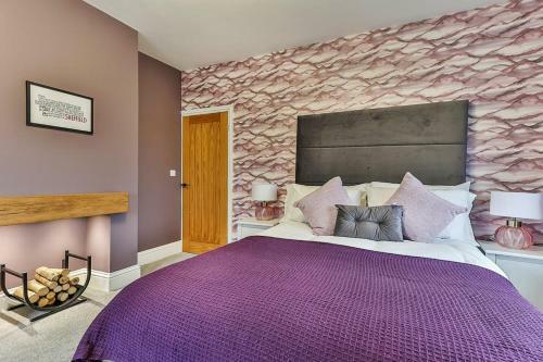 Luxury Spacious Pad With Games Room