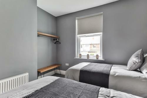 Luxury Spacious Pad With Games Room