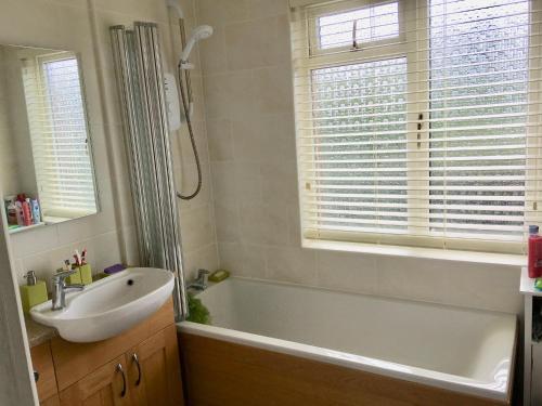 Attic Room With Parking, Shrewsbury