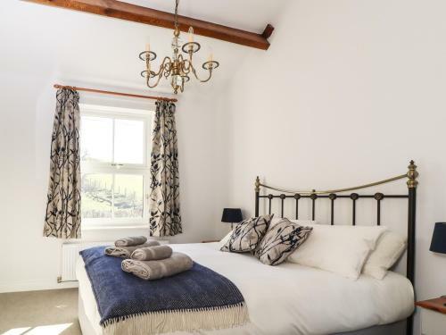 2 Hull House Cottage