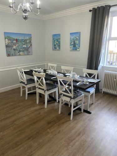 Hostal The Roxburgh Guest Accommodation