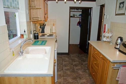 2 Hope Cottage