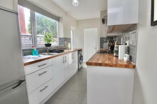 Mount House - Cosy Spacious Home