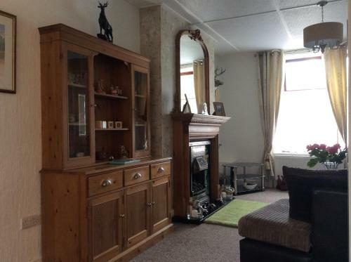 Hillside Holiday Cottage