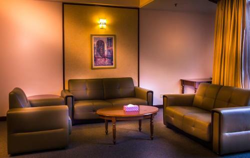 Apartamentos Alpha Service Suites At Times Square Kl
