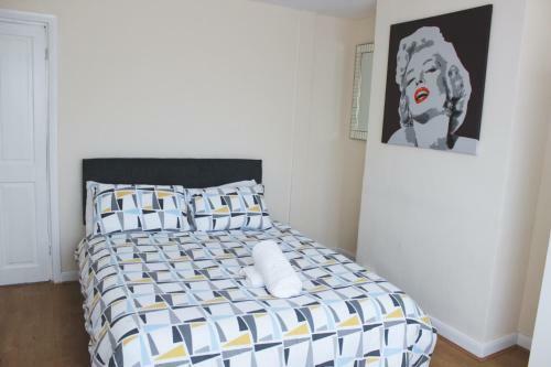 Apartamento Modern 4 Bedroom House In Heathrow, London
