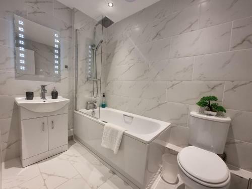 Apartamento 144 - Excellentstays - 2 Bedroom Flat