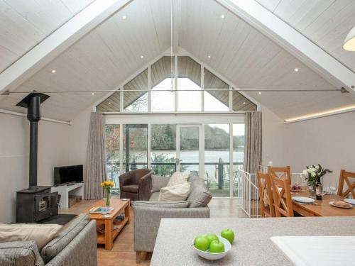 Driftwood Lodge