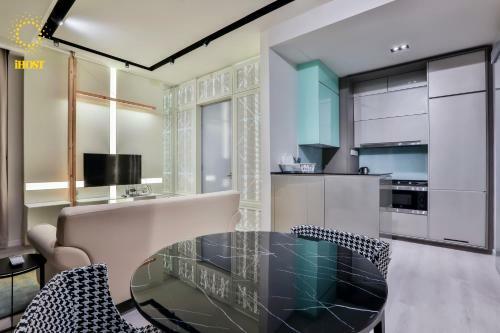 Hotel Expressionz Suites By V&c