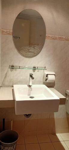 Hostal Suria Kipark Damansara