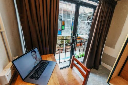 Albergue Mingle Highstreet