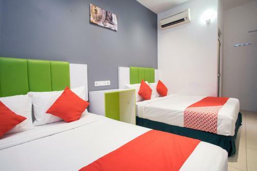 Oyo 1003 Rich Calton Hotel