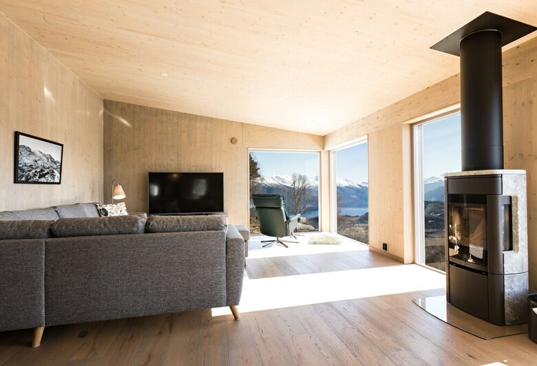 Lodge Stranda Booking