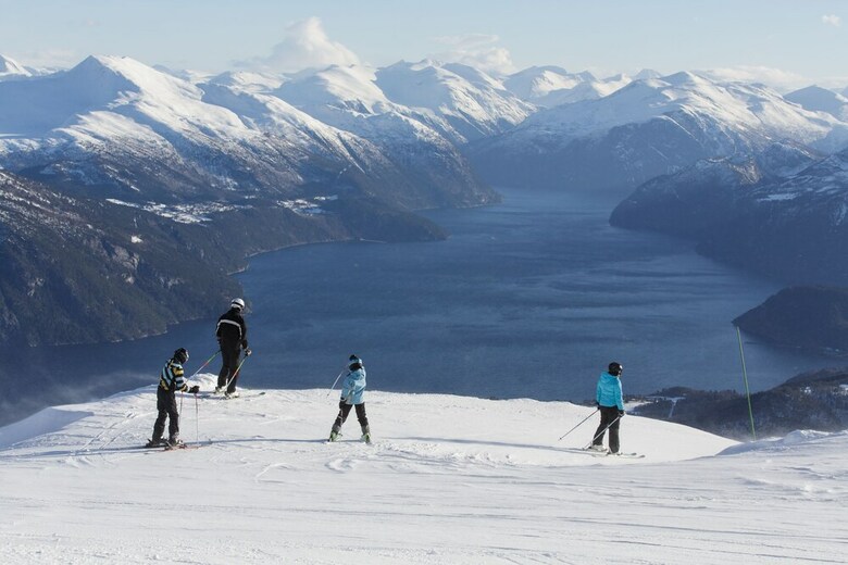 Lodge Stranda Booking