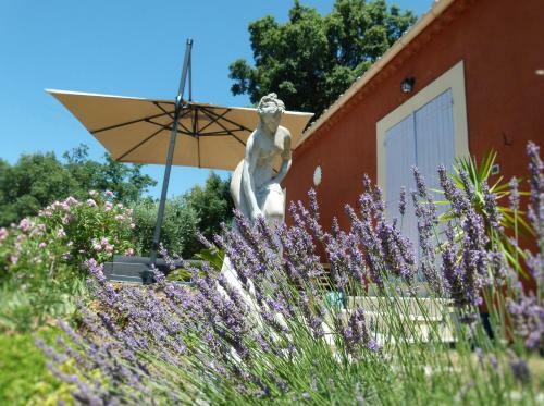 Hostal Soleil Rouge