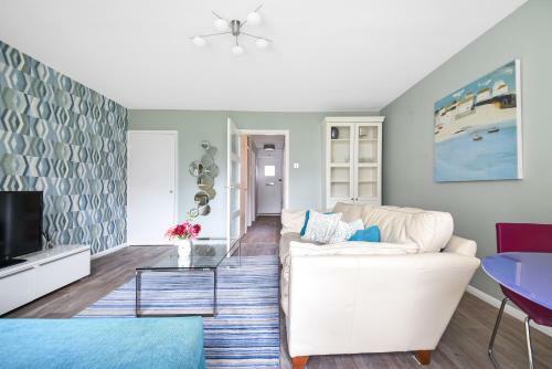 Apartamento Surbiton Modern 2 Bedroom Flat With Parking