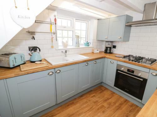 Honeysuckle Cottage