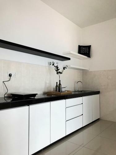 Boulevard Service Apartment At Jalan Kuching