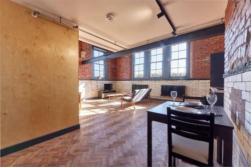 No 7 At Simpson Street Apartments