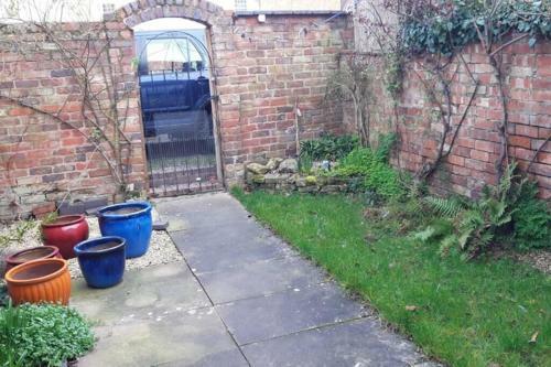 Grove Road Cottages - Group Bookings