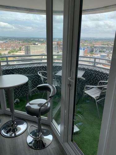 Apartamento Luxury Panoramic Balcony Swindon Central