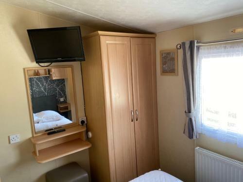 4 Bedroom 10 Berth Caravan Tattershal Lakes