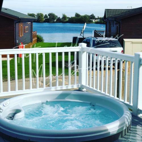 Tattershall Lakes Mini Breaks - Osprey Rise