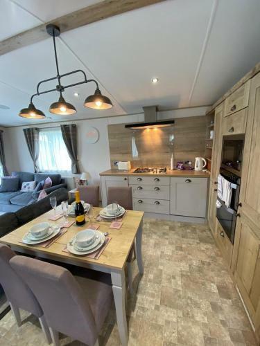 Tattershall Lakes Mini Breaks - Osprey Rise