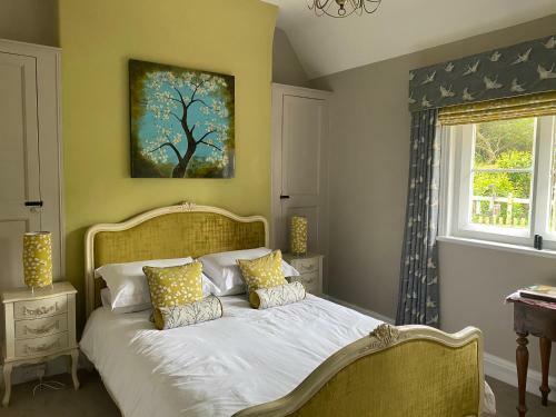 Bed & Breakfast Burleigh House B And B