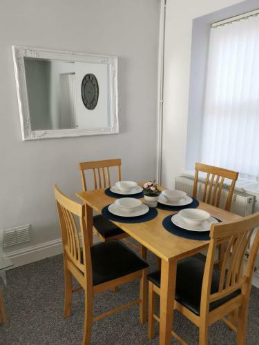 Apartamento The Place To Be - With Off Road Parking!