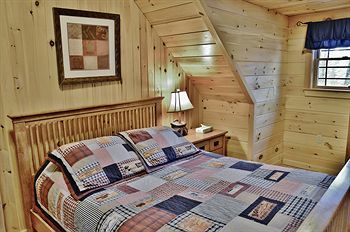 Hotel Sterling Ridge Resort