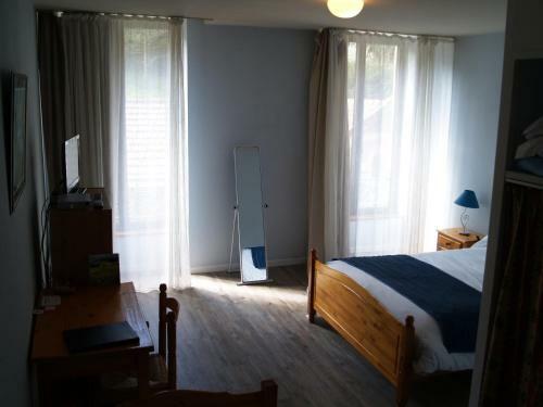 Hotel H�tel Restaurant Le Saint Cl�ment