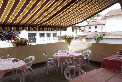Hotel H�tel Restaurant Le Saint Cl�ment