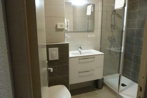 Hotel H�tel Restaurant Le Saint Cl�ment