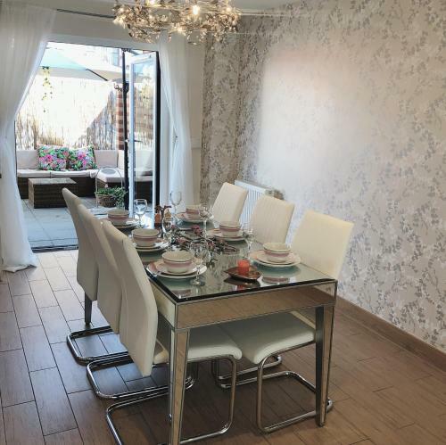 Waterfront Villa Marina Sa1 Swansea