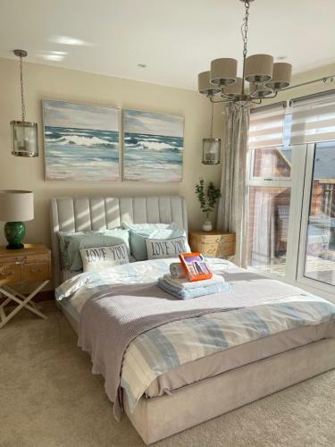 Waterfront Villa Marina Sa1 Swansea