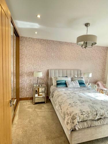 Waterfront Villa Marina Sa1 Swansea