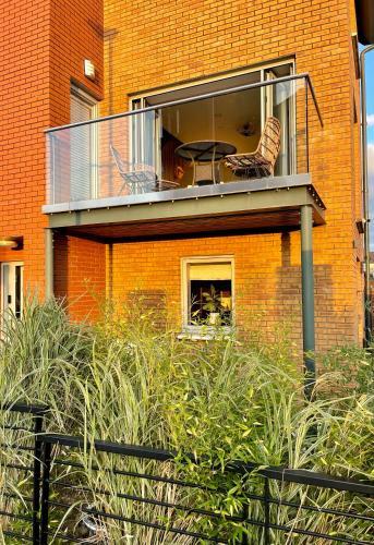 Waterfront Villa Marina Sa1 Swansea