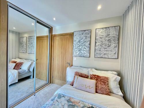 Waterfront Villa Marina Sa1 Swansea