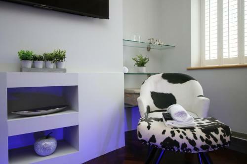 Utopia Apartment By Mgroupsa