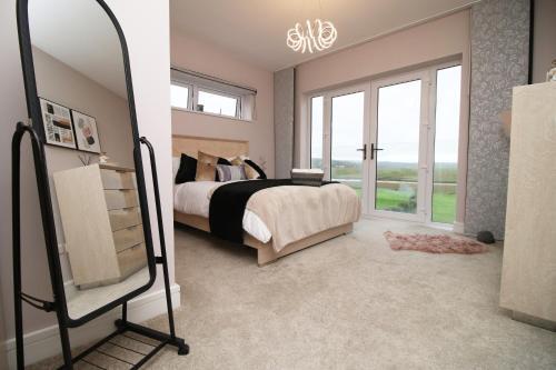 Beautiful 4-bed House - Hot Tub - Ty Marlyn - Gower
