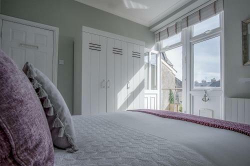 Flint House - 2 Bedroom Apartment - Tenby