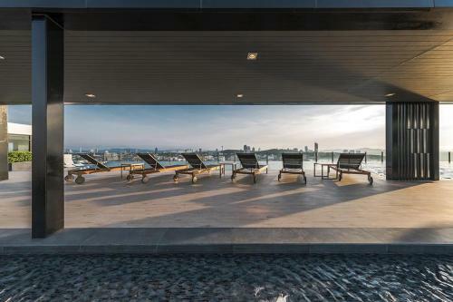 Apartamento The Base Central Pattaya Deluxe