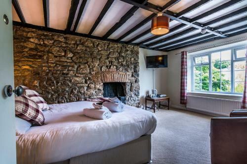 Hotel Parsonage Farm Inn