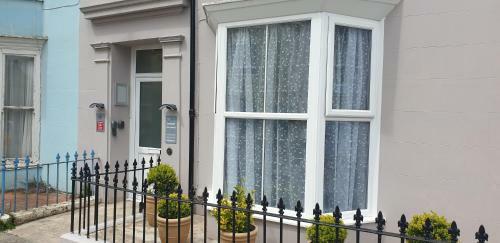 Glentworth Holiday Apartments