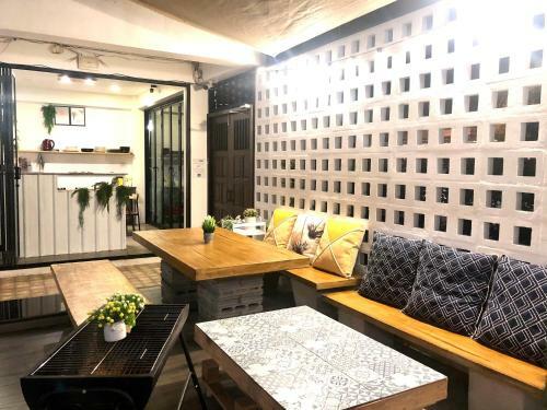 Villa Warm White Inn