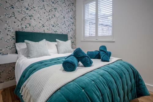 Azure - 2 Bedroom Apartment - Tenby