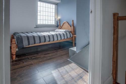 Cambrian Cottage - 3 Bedroom Cottage - Tenby