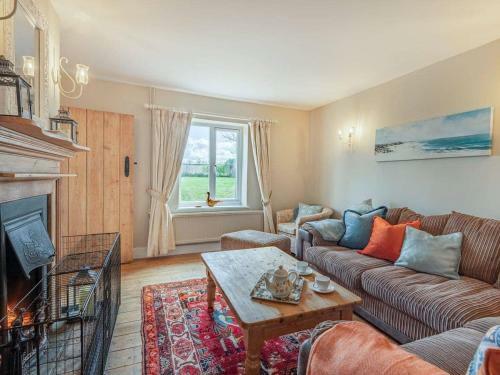 Thyme Cottage -uk38255