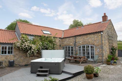 Lodge Sands Farm Cottages